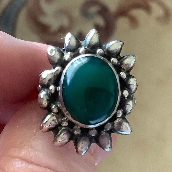 𝅺STERLING SILVER 925 GREEN ONYX RING SIZE US 7.25​​ - Picture 1 of 9